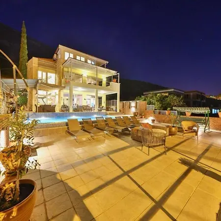 Cems Hotel Kaş